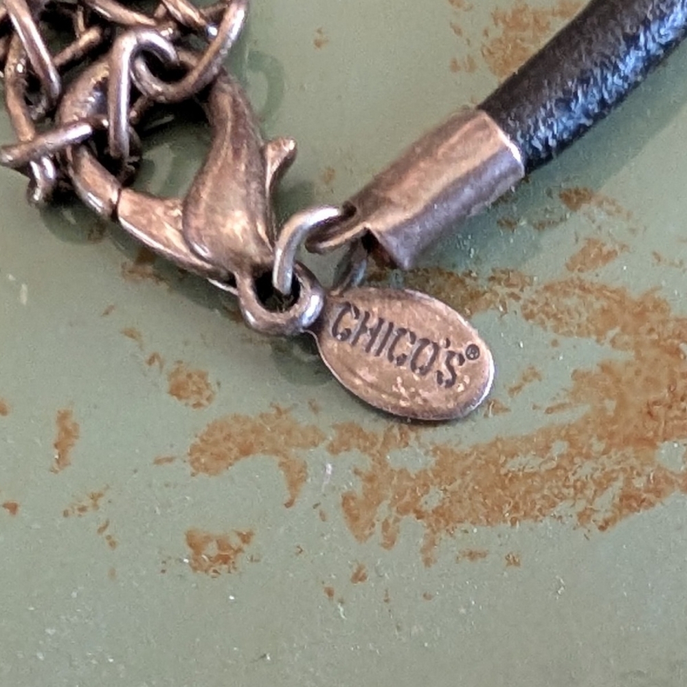 Chico's Lizard/Gecko Necklace - Picture 5 of 6